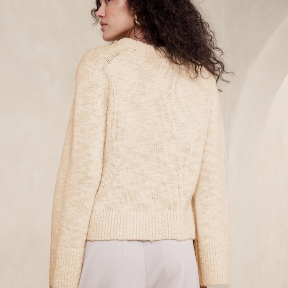 New! BANANA REPUBLIC Flared Sleeve Soft Wool Sweater in Cream White, Size XL - Picture 4 of 6